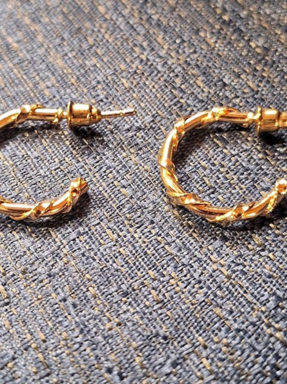 Twisted Hoop Earrings in Gold